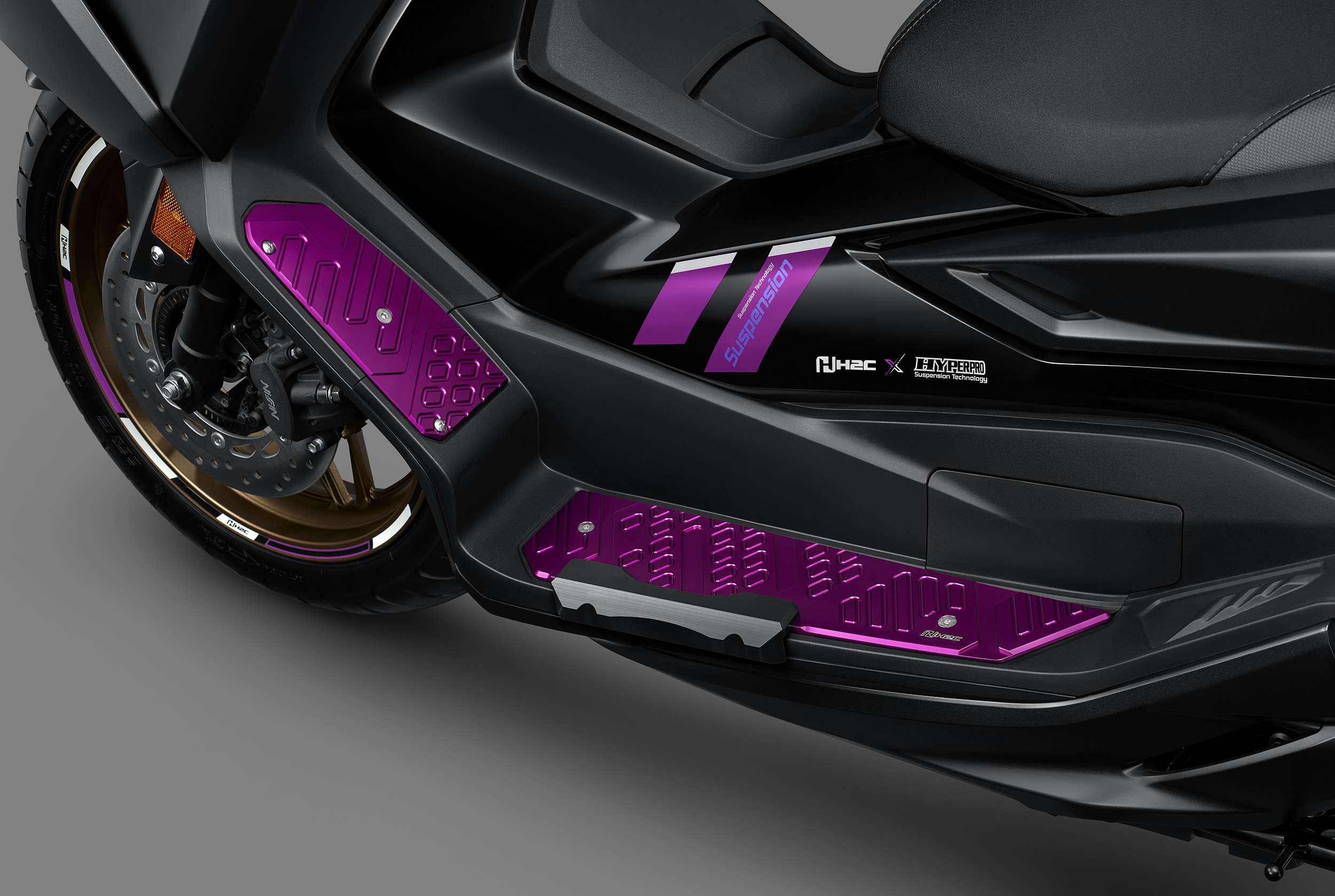 https://www.joinalifethailand.com/wp-content/uploads/2023/09/FORZA.HYP_Thai-Honda_03.jpg