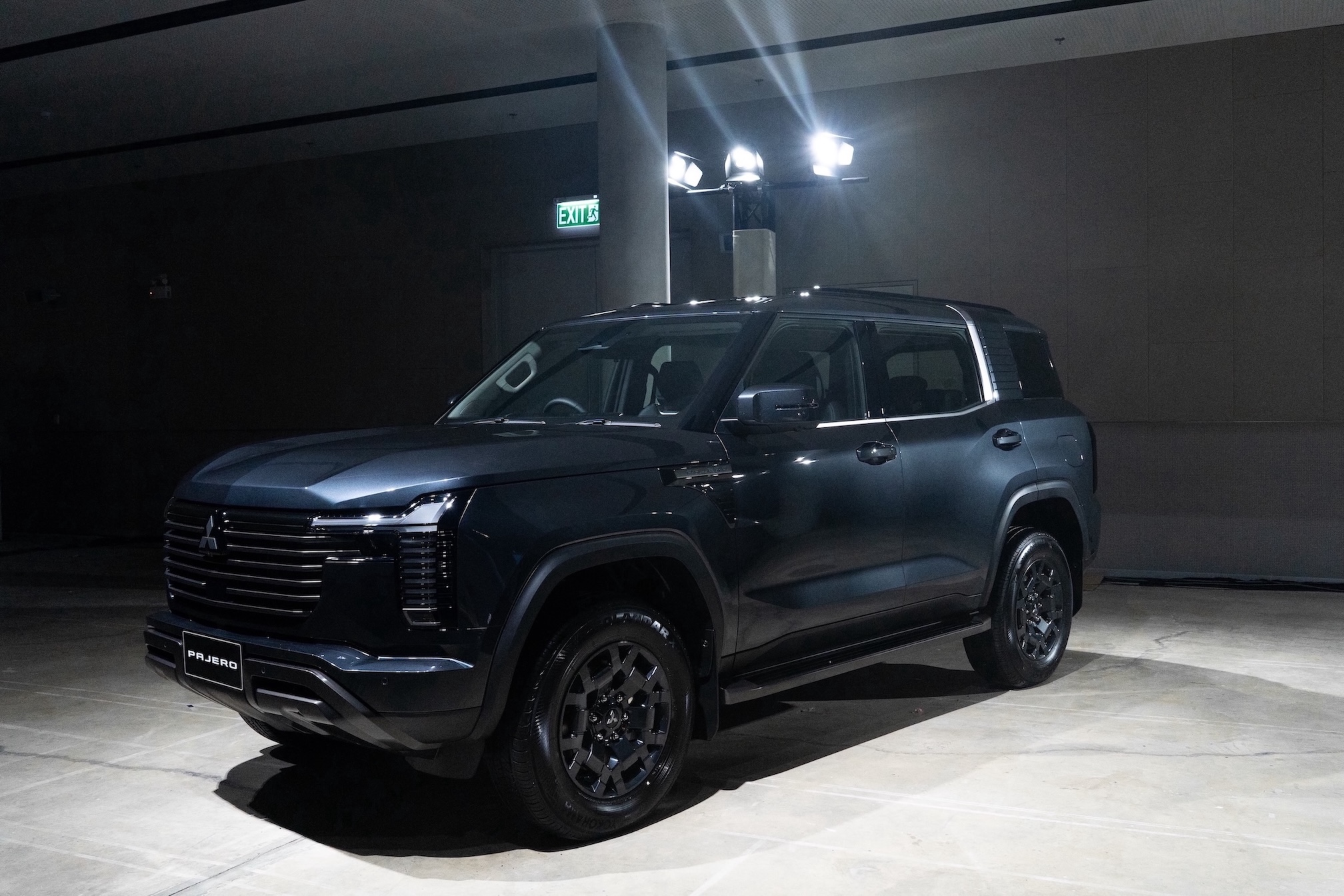 https://www.joinalifethailand.com/wp-content/uploads/2026/10/17.-All-New-Mitsubishi-Pajero-GLS-2WD_1.jpg