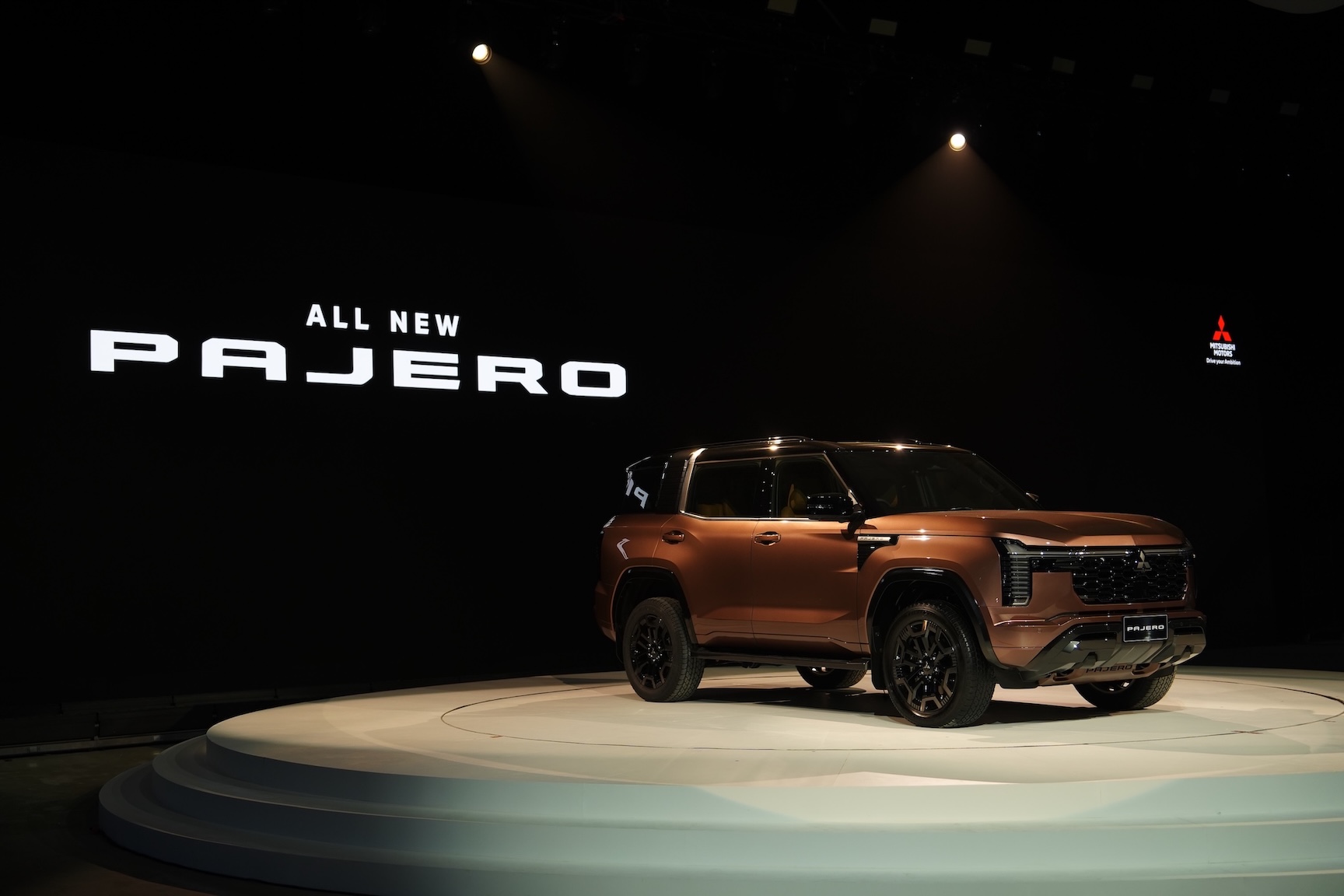 https://www.joinalifethailand.com/wp-content/uploads/2026/10/3.-All-New-Mitsubishi-Pajero-Super-Exceed-4WD_3.jpg