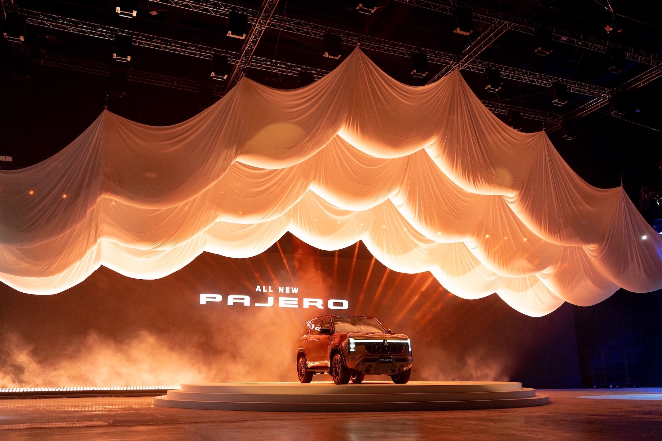 https://www.joinalifethailand.com/wp-content/uploads/2026/10/6.-All-New-Mitsubishi-Pajero-Super-Exceed-4WD_6.jpg