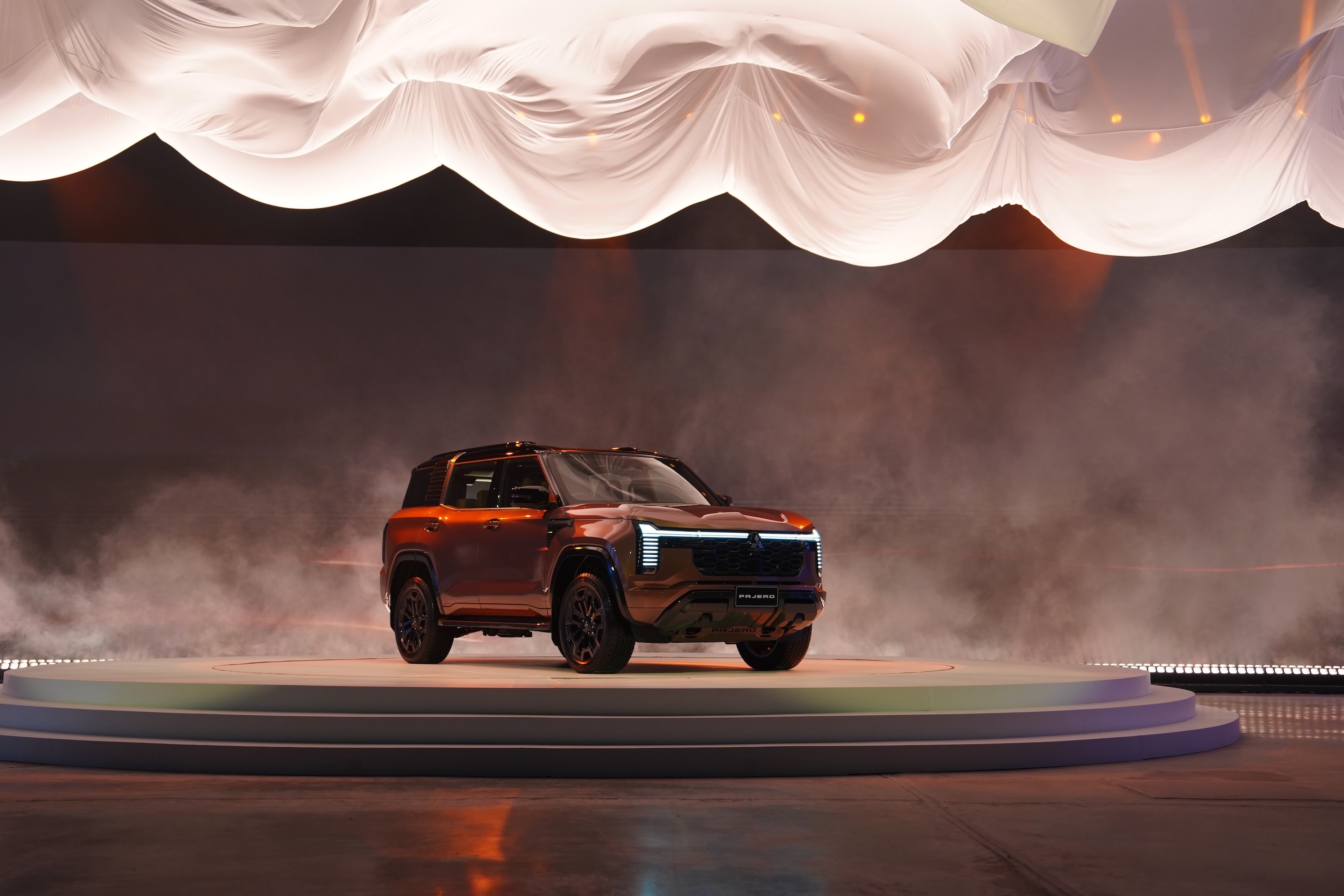 https://www.joinalifethailand.com/wp-content/uploads/2026/10/8.-Event-Atmosphere_All-New-Mitsubishi-Pajero-Press-Conference_Hall_2-1.jpg